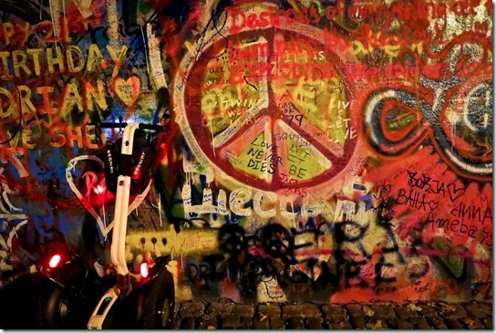 lennon-wall-segway