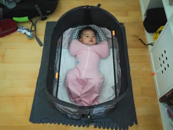 brica-travel-bassinet